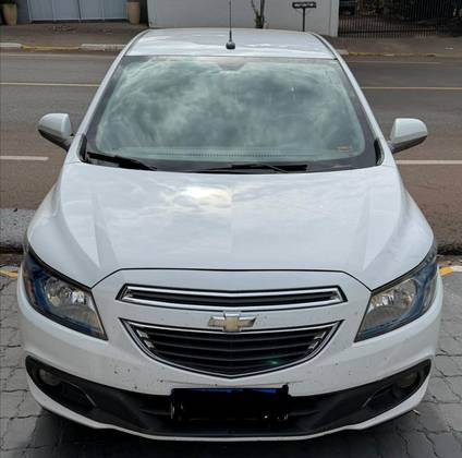 CHEVROLET ONIX 1.4 MPFI LTZ 8V FLEX 4P AUTOMÁTICO CHEVROLET ONIX 1.4 MPFI LTZ 8V FLEX 4P AUTOMÁTICO
